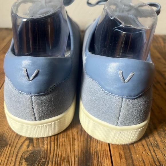 Vionic Brinley Women's Water Resistant Suede Sneaker Size US 11/ EUR 43 - Picture 4 of 11